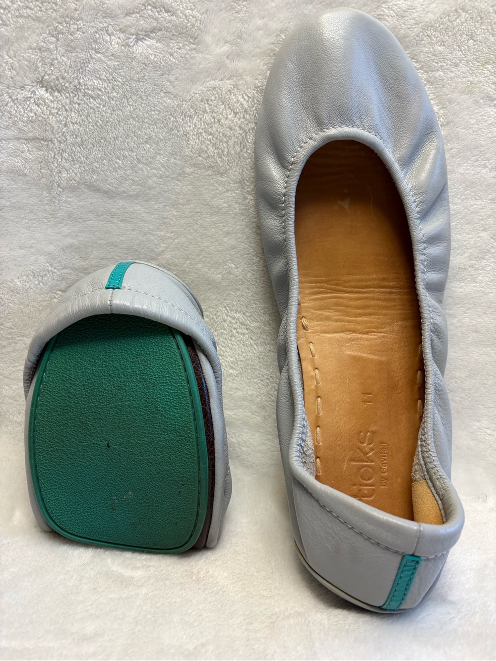 Tieks by Gavrieli Feather Gray Foldable Leather Ballet Flats Women's Size 11 - Picture 2 of 9